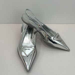 Metallic Silver Pointed Slingback Mules